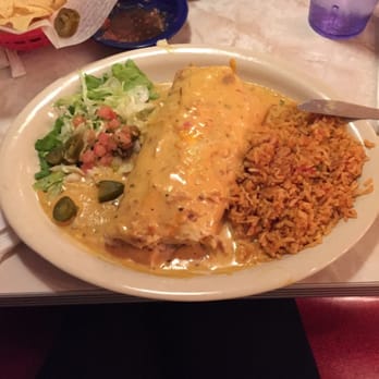 Chuy's - Chicken Queso burrito - Tex-Mex Near Me - Clarksville, Indiana