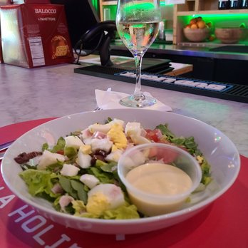 Piola - Brickell - Chop Chop Salad - Pizza Near Me - Miami, Florida Piola - Brickell - Chop Chop Salad - Pizza Near Me - Miami, Florida