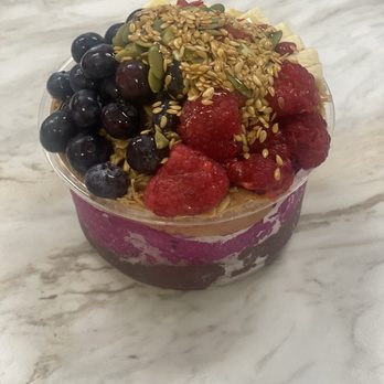 IV Juice Bar - Açaí and patiya with banana, blueberries, raspberries goji berries flax and sunflower seeds and EXTRA peanut butter and granola - Acai Bowls Near Me - La Verne, California