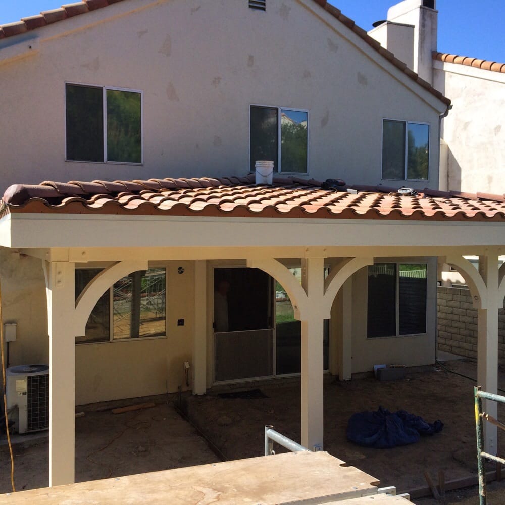 Slide of Daniel Roofing & Construction