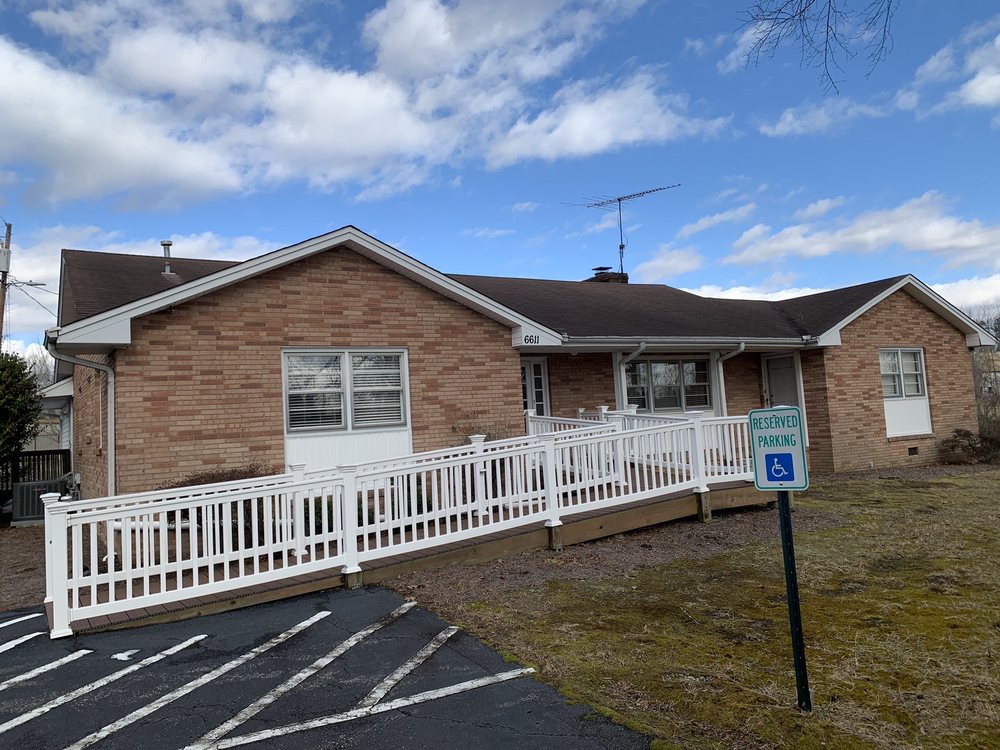 BRIGHTWOOD EYE CENTER Updated August 2024 10 Photos 6611