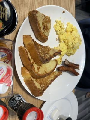 NONIS BRUNCH HOUSE by null