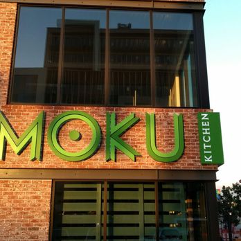 Moku Kitchen - Cocktail Bars Near Me - Honolulu, Hawaii