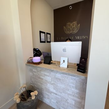 La Belle Vie Medspa - Medical Spas Near Me - Burbank, California