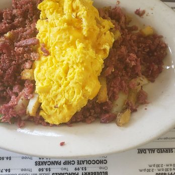 Big Al's Diner - Corn beef hash and scrambled eggs with cheese - Diners Near Me - Cleveland, Ohio Big Al's Diner - Corn beef hash and scrambled eggs with cheese - Diners Near Me - Cleveland, Ohio