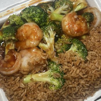 China Latina - Shrimp with Broccoli and Plain Fried Rice - Chinese Near Me - Tampa, Florida China Latina - Shrimp with Broccoli and Plain Fried Rice - Chinese Near Me - Tampa, Florida