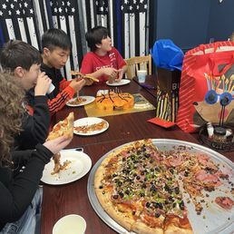 The pizza! The pizza!