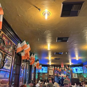Heroes Restaurant and Brewhouse - Ambiance - American Near Me - Ontario, California Heroes Restaurant and Brewhouse - Ambiance - American Near Me - Ontario, California