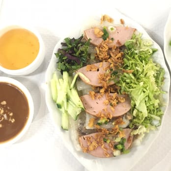 Petit Saigon - Pork and mushroom dumpling (Vietnamese style) ! It's really good ! - Vietnamese Near Me - Paris, 75 Petit Saigon - Pork and mushroom dumpling (Vietnamese style) ! It's really good ! - Vietnamese Near Me - Paris, 75
