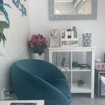 Ultra Smile DentaSpa - Waiting room - General Dentistry Near Me - Miami, Florida Ultra Smile DentaSpa - Waiting room - General Dentistry Near Me - Miami, Florida
