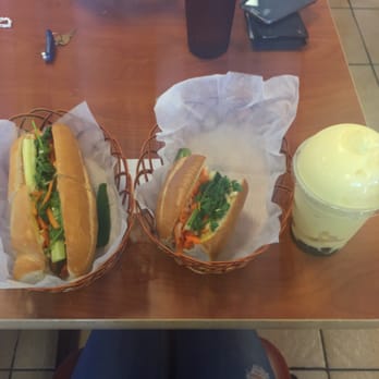 Lee's Bakery - That mango smoothie hit the right spot! I want some more. - Vietnamese Near Me - Atlanta, Georgia