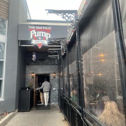 The Oakville Pump & Patio - The entrance