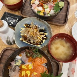 Bara Don (top), Takoyaki (middle) and Toyosu Don (bottom). Bara Don (top), Takoyaki (middle) and Toyosu Don (bottom).