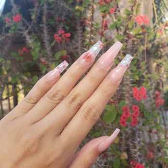 K Nails and Spa - coffin shaped full set with dry flower design and glitter by Johnny - Nail Salons Near Me - Vista, California K Nails and Spa - coffin shaped full set with dry flower design and glitter by Johnny - Nail Salons Near Me - Vista, California