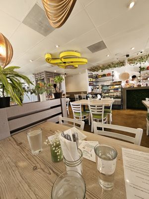 Loving Hut by null
