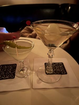 Bar Valentina by null