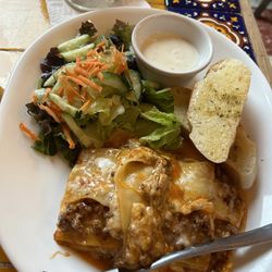 Cafe Napoles - Lasagna.
