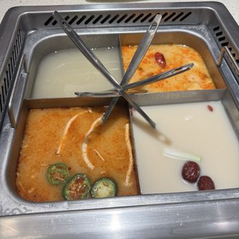 Haidilao - Hotpot - Chinese Near Me - Mesa, Arizona