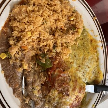 El Farolito - Chile Relleno and Cheese Enchilada plate. Spicy with green sauce. - Mexican Near Me - Placentia, California El Farolito - Chile Relleno and Cheese Enchilada plate. Spicy with green sauce. - Mexican Near Me - Placentia, California