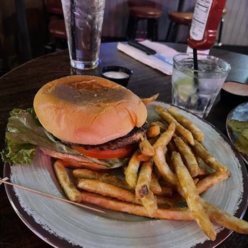 Murray's Saloon & Eatery - Best best hamburger!!! - Karaoke Near Me - Big Bear Lake, California