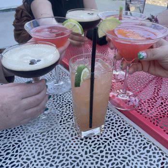 Incline on 9th - Cocktail Bars Near Me - Kansas City, Missouri
