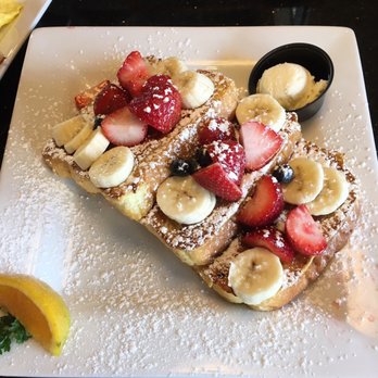 Keke's Breakfast Cafe - French toast with fruit - Breakfast & Brunch Near Me - Apopka, Florida Keke's Breakfast Cafe - French toast with fruit - Breakfast & Brunch Near Me - Apopka, Florida