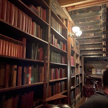 Hell or High Water - Library section, beautiful setting - Cocktail Bars Near Me - Louisville, Kentucky