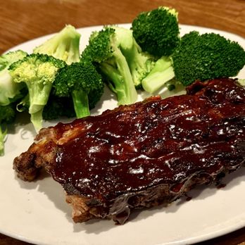 Outback Steakhouse - Half slab ribs cooked to perfection.  Broccoli was great. - Steakhouses Near Me - Bothell, Washington