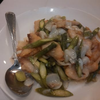 Great Eastern Restaurant - Fish and asparagus dish - Dim Sum Near Me - San Francisco, California
