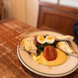 Willow Wood Market Cafe - Market Plate