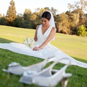 Capture The Moment - Bridal portrait, Timber creek golf course - Videographers Near Me - Fair Oaks, California Capture The Moment - Bridal portrait, Timber creek golf course - Videographers Near Me - Fair Oaks, California