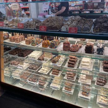 Savannah's Candy Kitchen - Candy Stores Near Me - Charleston, South Carolina