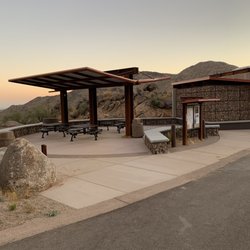 Adero Canyon Trailhead - Picnic area
