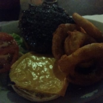 Donovan's Pub - Cheese burger - Burgers Near Me - Woodside, New York