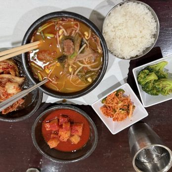 Palbang Seolleongtang - Korean Near Me - Norwalk, California