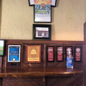 Zeke's Fish & Chips - Inside - Fish & Chips Near Me - Fort Worth, Texas