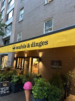 Wafels & Dinges by null