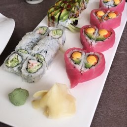 Sweetheart Roll (right), Green Dragon Rolls (top left), Boston Roll (bottom left)