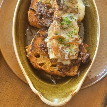 Beacon Grille - Bone marrow - Mediterranean Near Me - Buffalo, New York