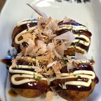 Menya Muso - Combo adder - original Takoyaki (and oolong tea), $6.50 - 4 Stars - Ramen Near Me - Kirkland, Washington