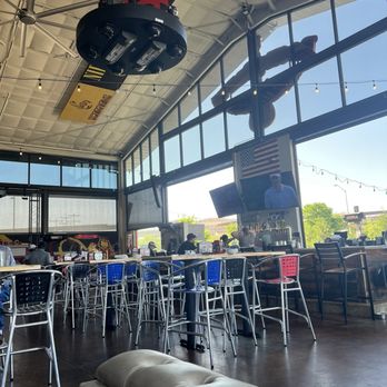 Rock & Brews - San Antonio - Beer Bar Near Me - San Antonio, Texas