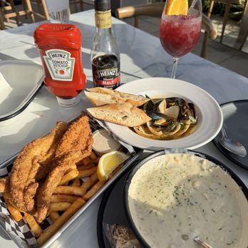 The Dive Oyster Bar - Cajun/Creole Near Me - Yorba Linda, California The Dive Oyster Bar - Cajun/Creole Near Me - Yorba Linda, California