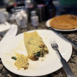 Breakfast Club - PMS Omelette