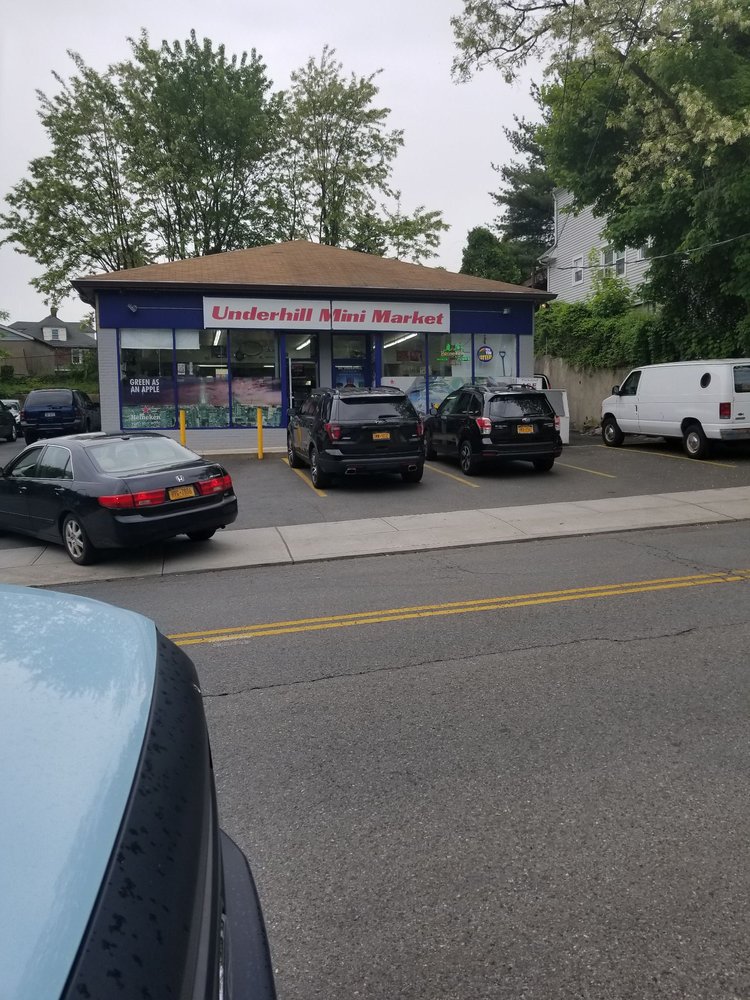 UNDERHILL MINI MARKET Updated October 2024 223 Underhill Ave, West