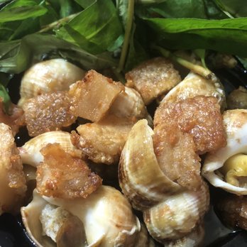 Mía and More - Whelks in garlic butter sauce - Bubble Tea Near Me - Kent, Washington Mía and More - Whelks in garlic butter sauce - Bubble Tea Near Me - Kent, Washington