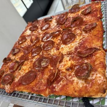 Goop Kitchen - Pepperoni pizza. - Pizza Near Me - San Diego, California Goop Kitchen - Pepperoni pizza. - Pizza Near Me - San Diego, California