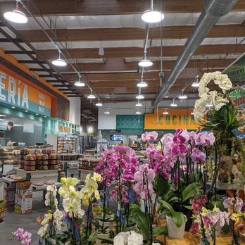 Vallarta Supermarkets - Flower section, and beautiful decor - Grocery Near Me - Bakersfield, California