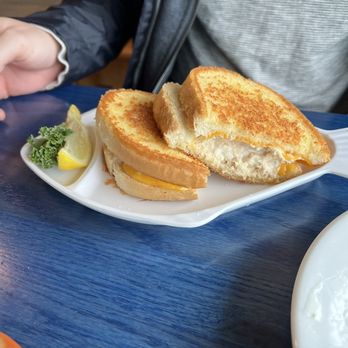 Mo's Seafood & Chowder - Tuna melt - Seafood Near Me - Lincoln City, Oregon Mo's Seafood & Chowder - Tuna melt - Seafood Near Me - Lincoln City, Oregon