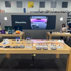 Best Buy Brownsville - Trying to spend money, but need help