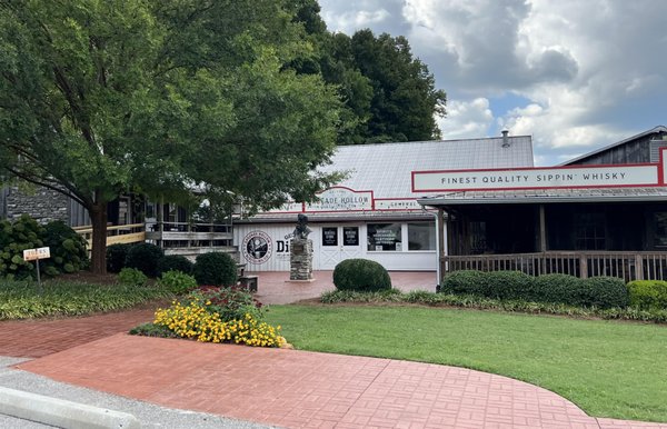 Cascade Hollow Distilling Co. (George Dickel Distillery) by null